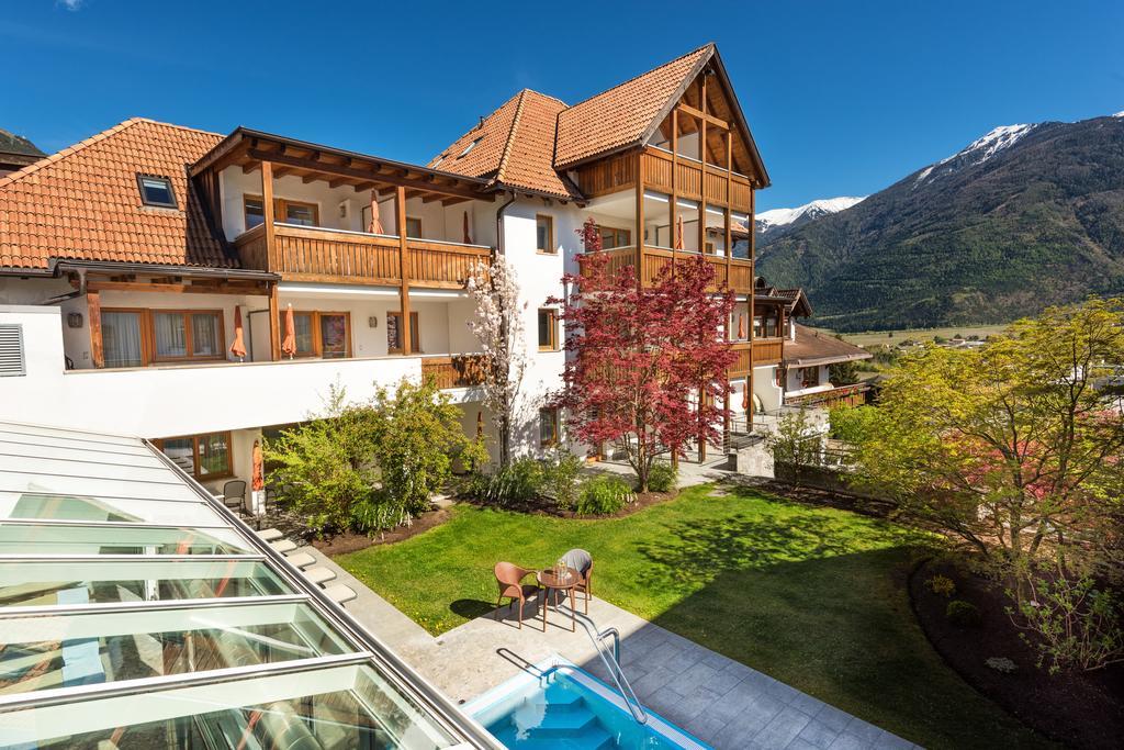 Landhaus Fux Silandro Esterno foto