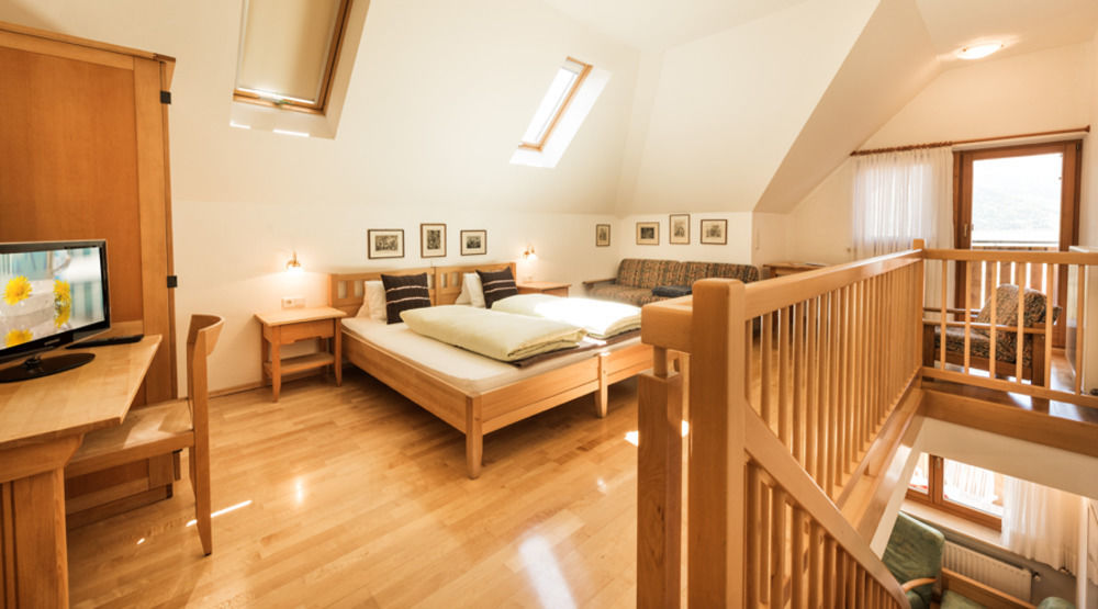 Landhaus Fux Silandro Esterno foto